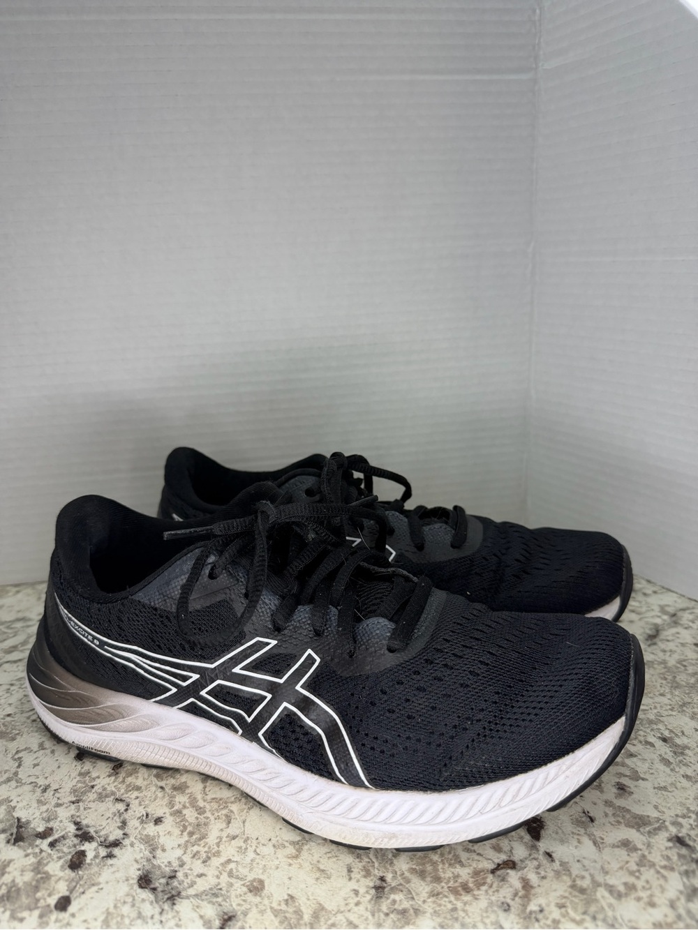 ASICS size 8